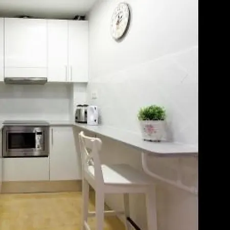 Mab2 - Mab2 - Apt At Street Level With Private Terrace *