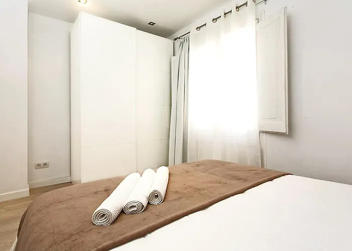 Miquel Angel - & One With Private Terrace *