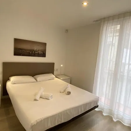 Miquel Angel - Apartments & One With Private Terrace Daire